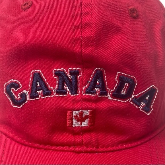 Due North Canada Adjustable Red Hat - Picture 2 of 8